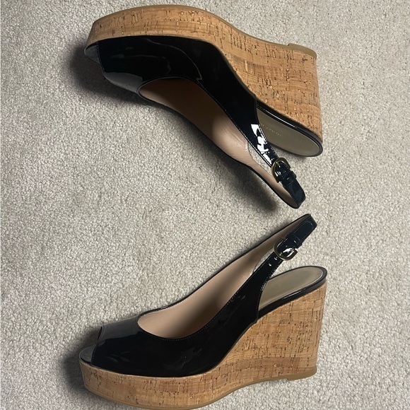 Stuart Weitzman Women’s Jean Black Patent Leather Wedge, Size 10 - Picture 3 of 7